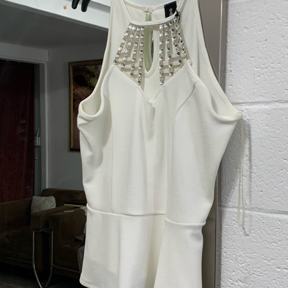 Libian Jeweled Halter stop